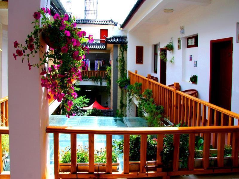 La Maison Du Lao Shay A Dali Hotel Đại Lý Ngoại thất bức ảnh